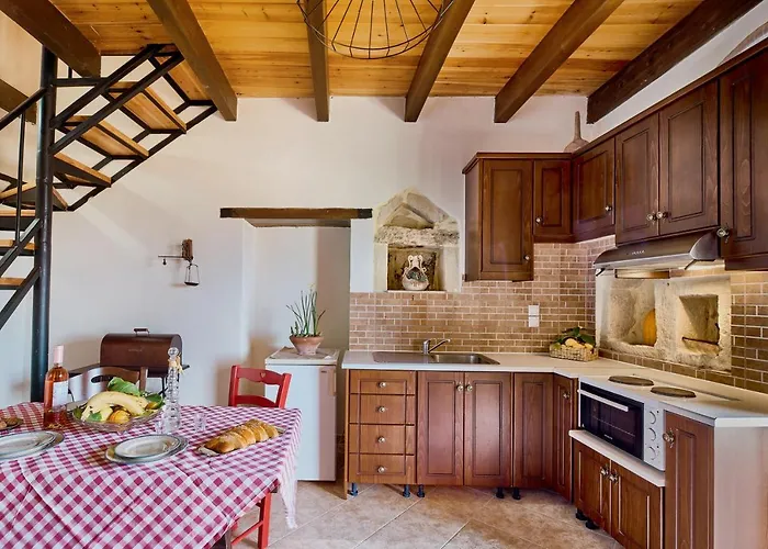 Vaggelis Little Stone House